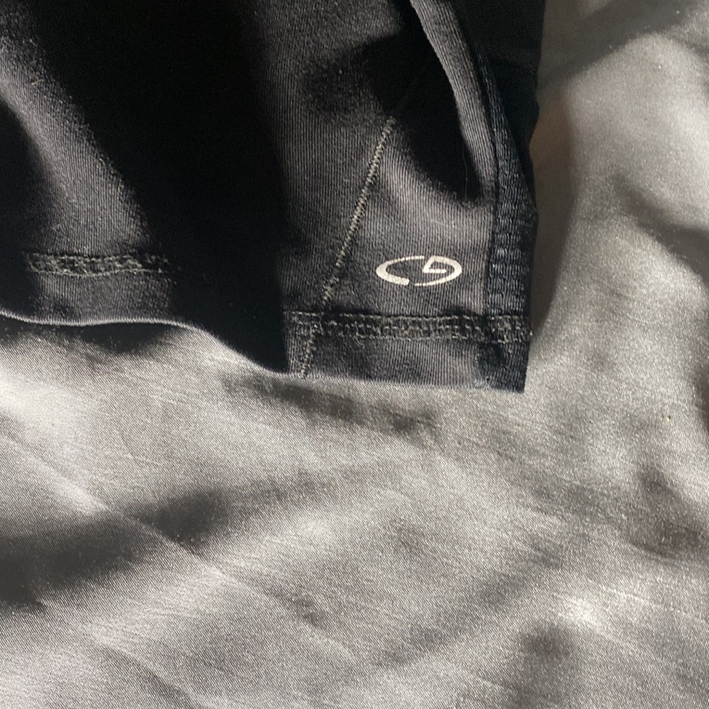 Champion yogi capris​​​ - Picture 2 of 4